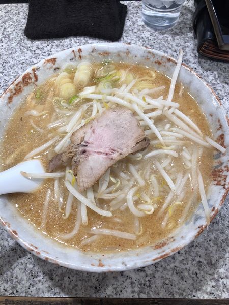 「味噌ラーメン大盛り」@八龍 千代田店の写真