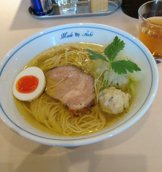 「ゲリラ限定 アゴ出汁清湯煮干しらーめん」@中華蕎麦 あお木 secondの写真