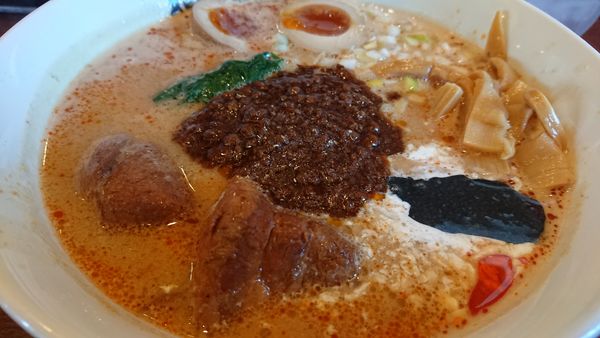 「特製W角煮担々麺」@担担麺 花さんしょう 日高店の写真