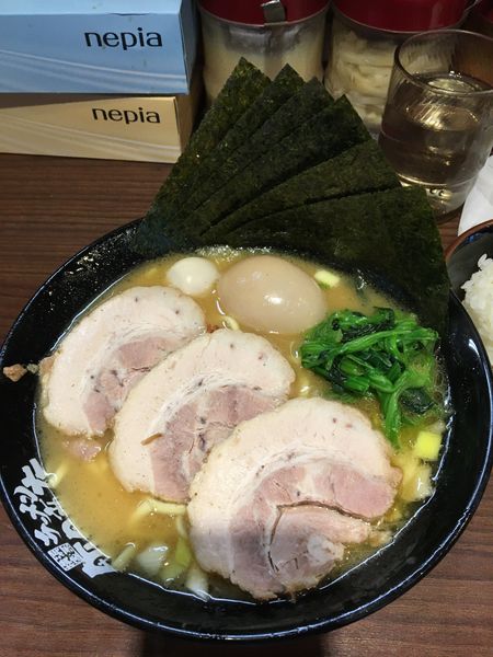「特製豚骨ラーメン」@町田商店33の写真
