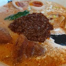 特製W角煮担々麺