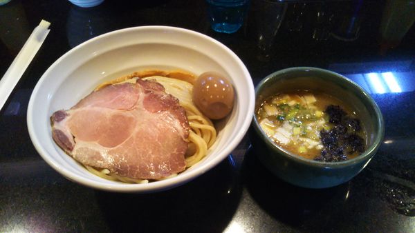 「シコシコ鶏つけ蕎麦、味玉」@七福軒の写真