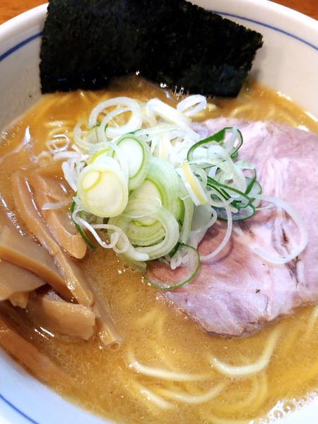 「らー麺」@麺屋はし本の写真