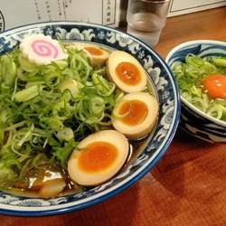 チャーシューワンタンメン+味玉+九条ねぎ