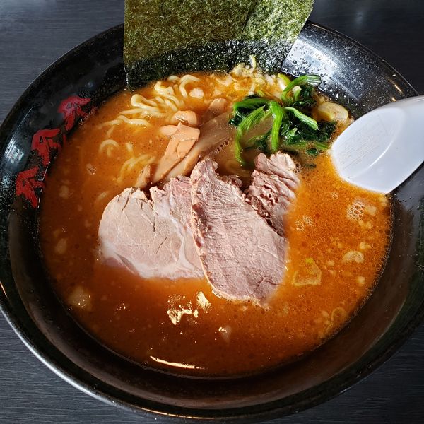 「赤らーめん」@ラーメン珍珍珍 高島通り店の写真