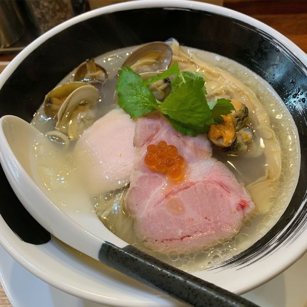 「浅利とムール貝の汐そば」@麺処しろくろの写真