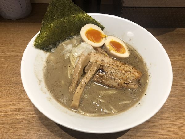 「【限定】濃厚鶏煮干」@キラメキノ太陽～ふくちやま～の写真