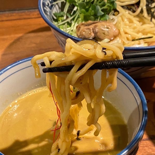 「牡蠣つけ麺」@麺や佐市の写真