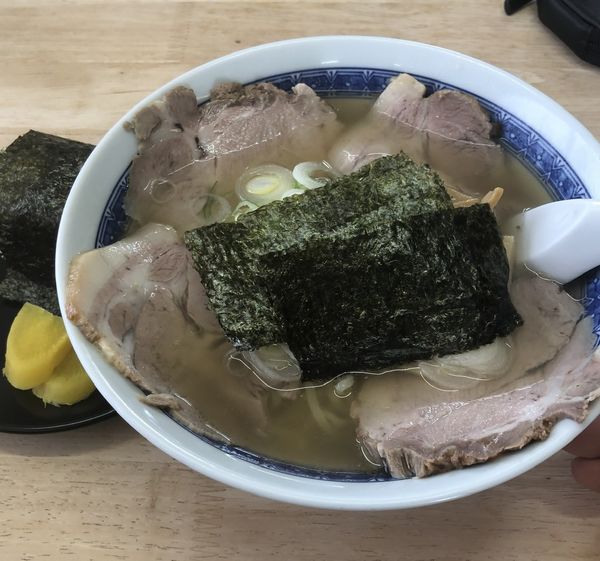 「チャーシュー麺　塩　大盛り　おにぎり」@中華そば もきちの写真