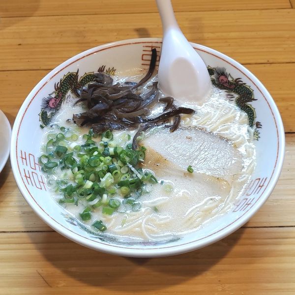 「博多豚骨ラーメン」@コハクノトキの写真
