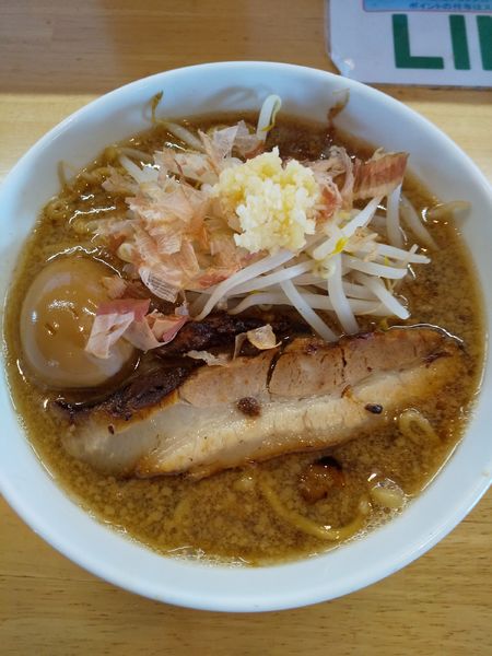 「醤油(豚並・味玉付き)」@麺闘志の写真