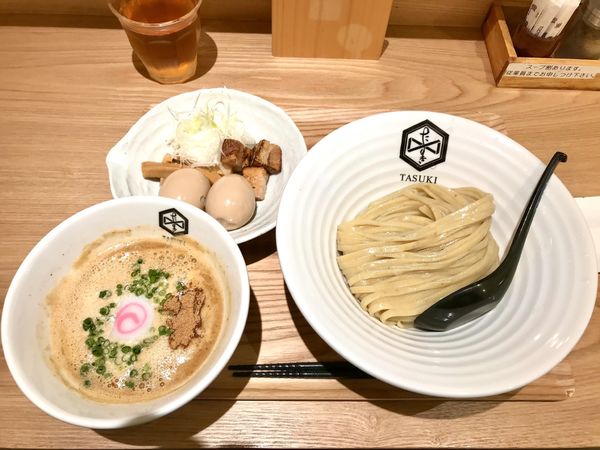 「たすき流つけ麺全部乗せ+味玉」@麺屋 襷の写真