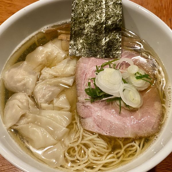 「ワンタンメン」@中華そば 榮じの写真