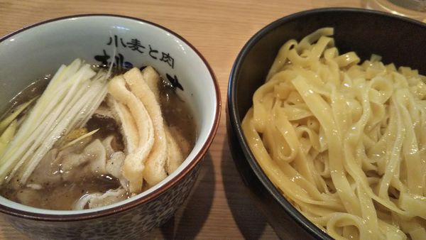 「天日塩味」@小麦と肉 桃の木の写真