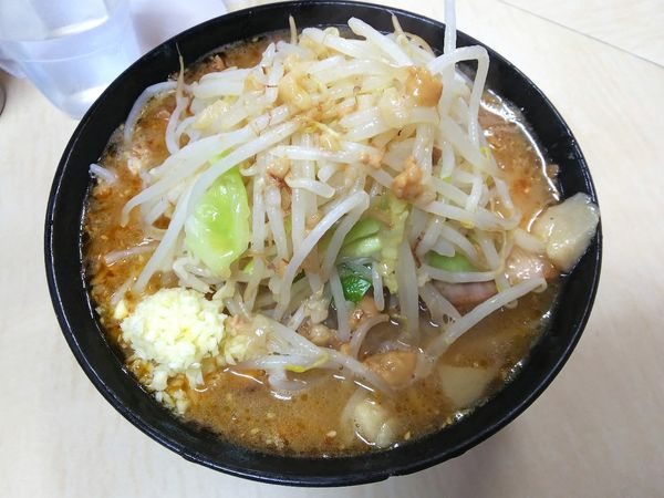 「みそラーメン　ニンニクアブラ　800円」@ラーメン二郎 京成大久保店の写真