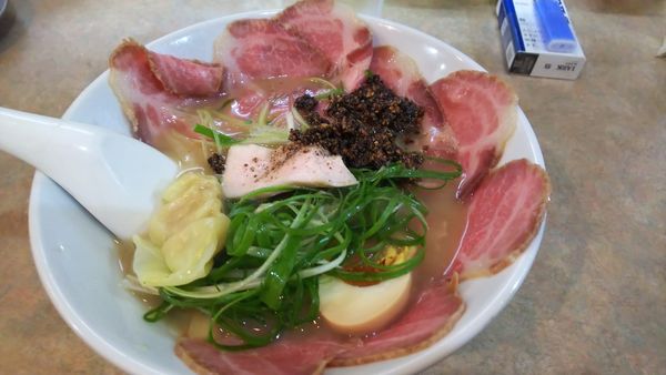 「虎一流とんこつラーメン+チャーシュー 1100円」@ラーメン虎一番の写真