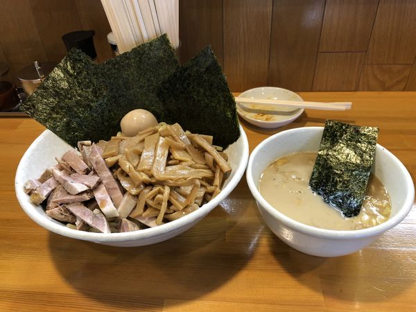 「チャーシューメンマつけ麺+海苔+ビール」@麺屋 永太の写真