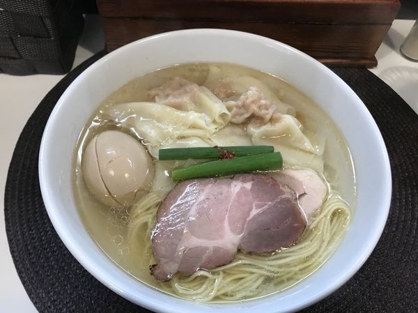 「塩ワンタン味玉&坦々麺」@麺や金時の写真