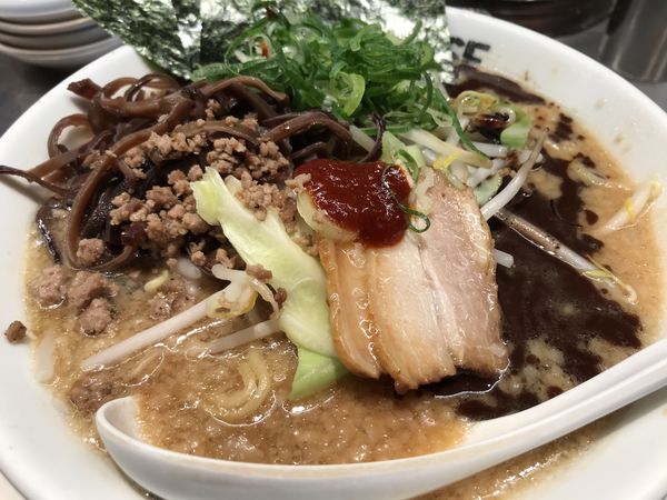 「味噌赤丸 大盛 のり キクラゲ 1,090円」@一風堂 大森店の写真