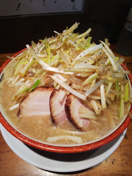 「ネギラーメン(デフォ)」@らーめん バリ男 新橋本店の写真