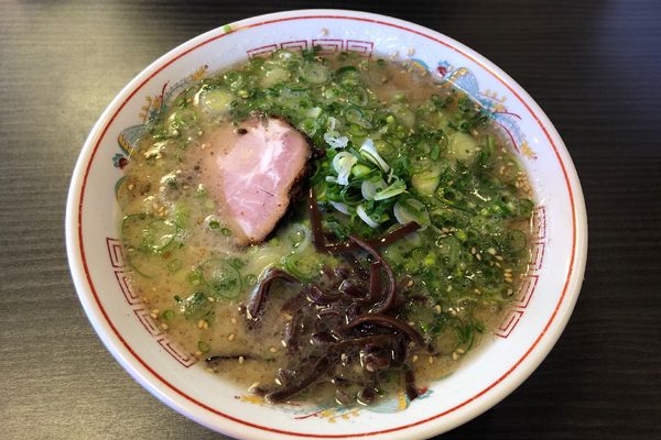 「久留米ねぎラーメン840円」@ラーメン・ホルモン焼肉育元の写真