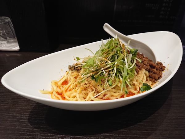 「つゆ無し担担麺」@四川担担麺 阿吽 キッテグランシェ店の写真