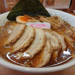 チャーシュー麺(サービス半ライス)