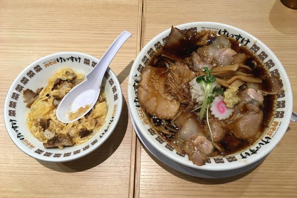 「肉そば＋玉子丼」@肉そば けいすけ 錦糸町店の写真