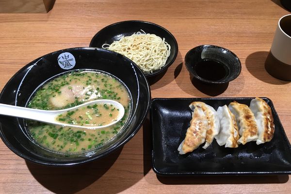 「ラーメン＋餃子＋替玉」@中蘭 有楽町本店の写真