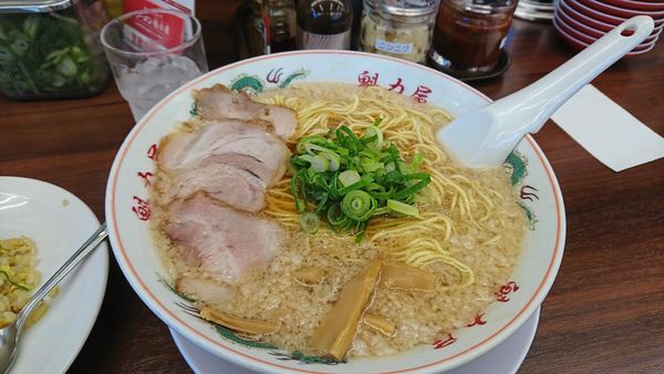 「特製醤油ラーメン」@ラーメン魁力屋 吉祥院店の写真