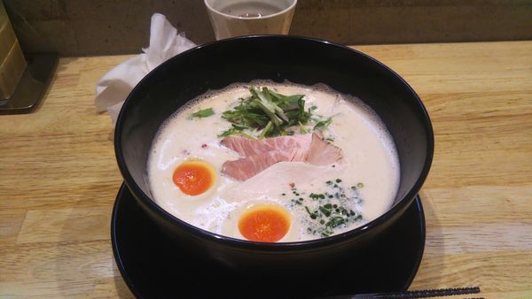 「伊勢えびらぁめん+味玉」@麺家 獅子丸の写真