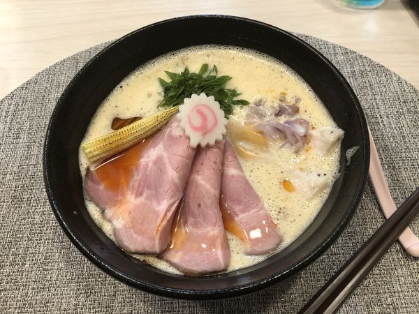 「濃厚えびそばプラス肉増し」@えびそば 緋彩の写真