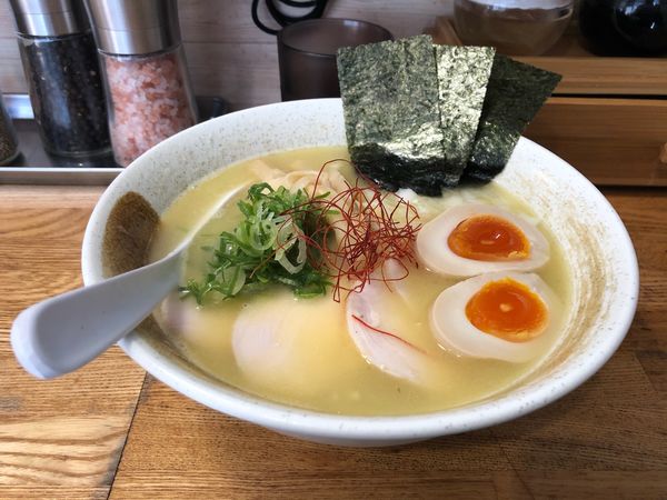 「特製中濃白湯　1000円」@麺匠ようすけ 鶏煮亭の写真