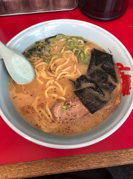 「醤油ラーメン」@山岡家 川島店の写真