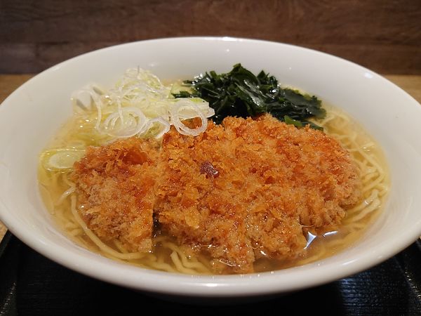 「塩カツラーメン」@レストランふじおやまの写真