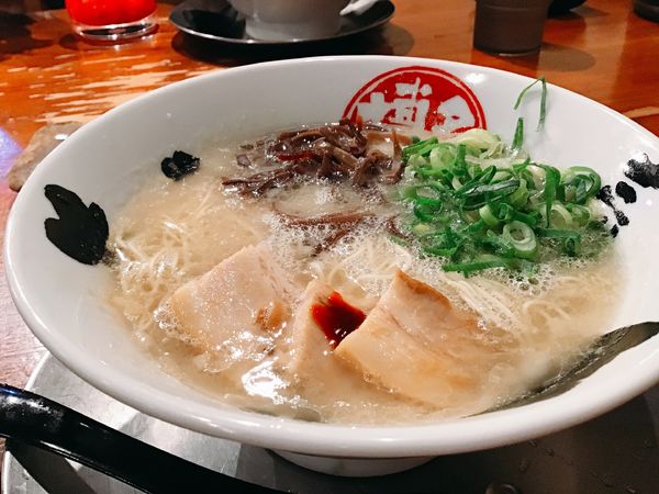 「博多とんこつラーメン」@博多とんこつラーメン三代目てらッちょ。の写真