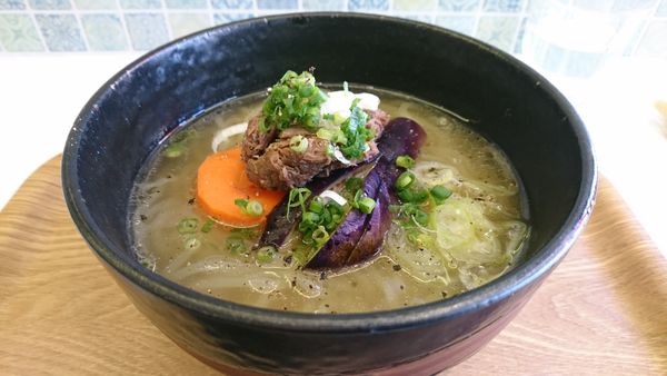 「【昼】牛スープ温麺」@冷麺ダイニングつるしこの写真