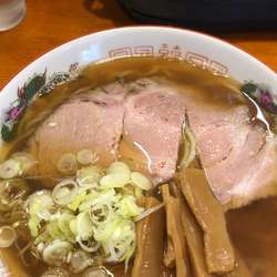 ラーメン大