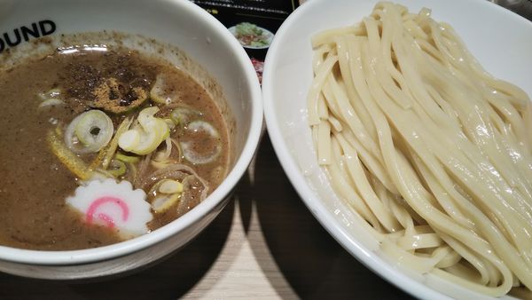 「つけ麺（濃厚、M）」@TOKYO UNDER GROUND RAMEN 頑者の写真