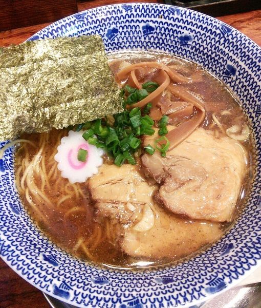 「醤油ら～麺　７００円」@麺屋 ゆや軒の写真