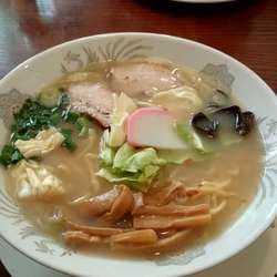 鶏白湯ラーメン（６８０円）
