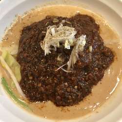 担担麻婆麺 ¥880