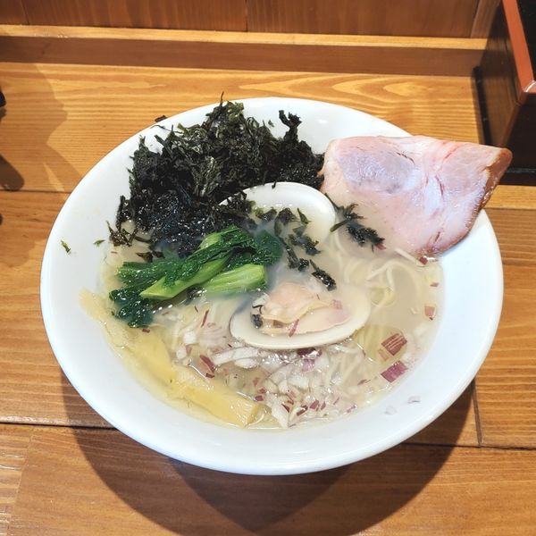 「【限定】琥珀酸の合わせ出汁塩そば」@麺屋 真心の写真