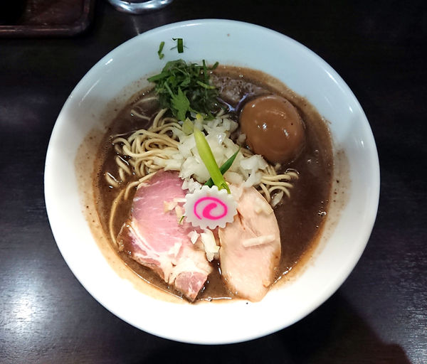 「濃密な煮干しそば(烏賊)」@中華そば いづるの写真