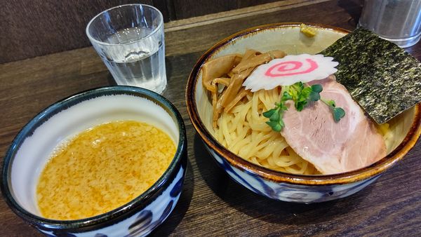 「背脂つけソバ810円＋つけソバ中盛券100円」@Miya De La Soulの写真