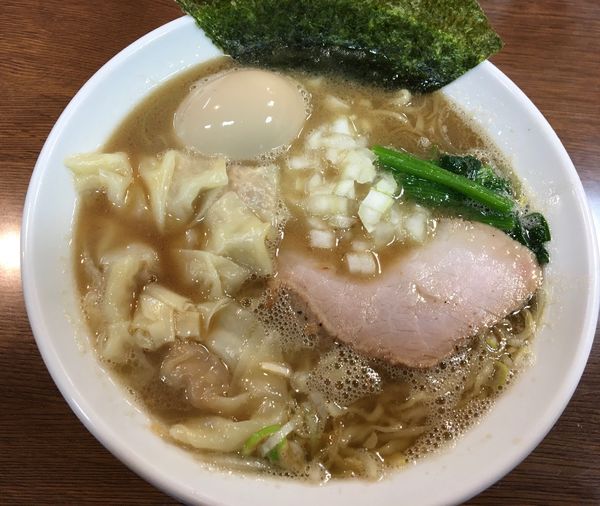 「煮干ラーメン ワンタン 味玉 炒飯」@らーめん一辰の写真