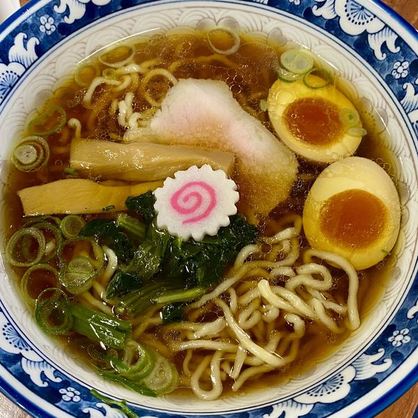 「ラーメン＋薫製味玉（ツイッター限定）」@麺屋わしわの写真