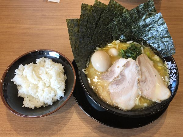 「MAXラーメン」@町田商店 草加店の写真