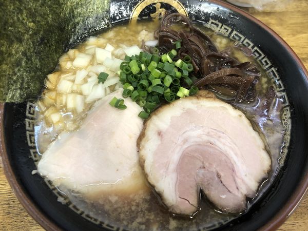「背脂煮干しラーメン・並（850円）」@中華蕎麦 丸め 東久留米店の写真