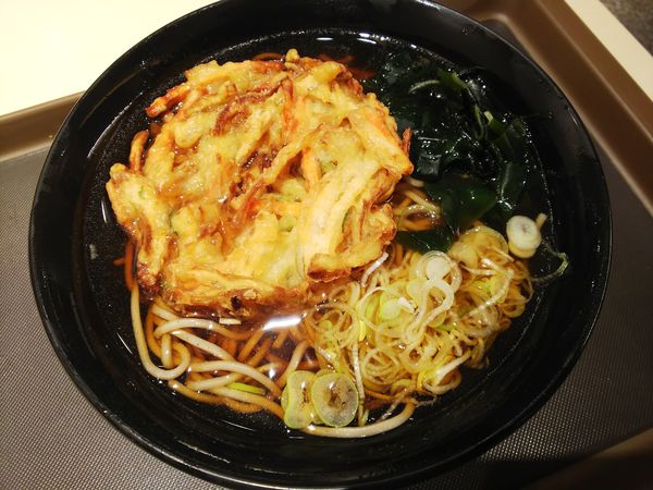 「天ぷらそば　430円」@名代 富士そば 日暮里店の写真